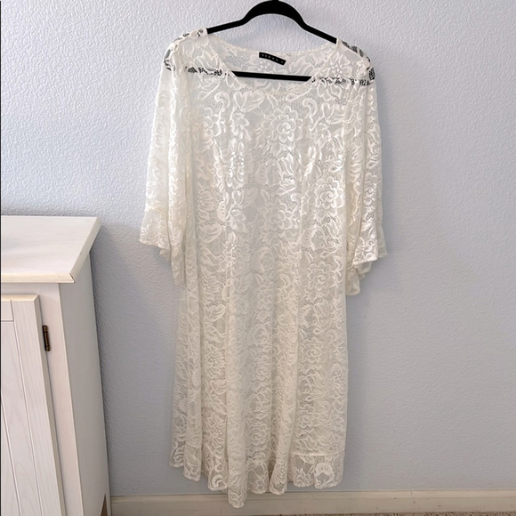Tiana B. Dresses & Skirts - Tiana B. Chic White Lace Cover Up